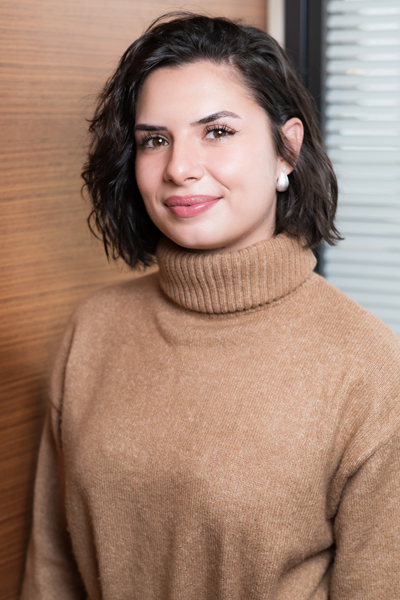  Carla Constanceanu