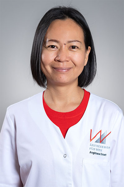  Angkhana Ernst