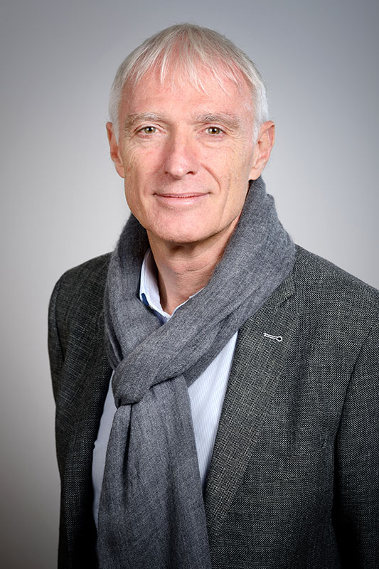 Dr. Hans-Peter Petutschnig